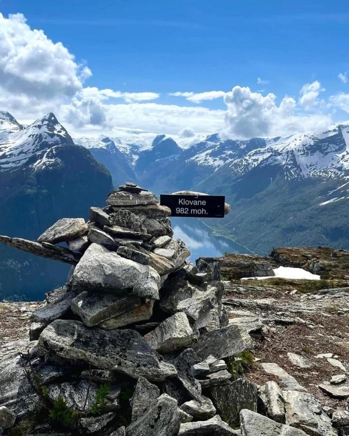 Sunde Panorama Leilighet Olden Eksteriør bilde